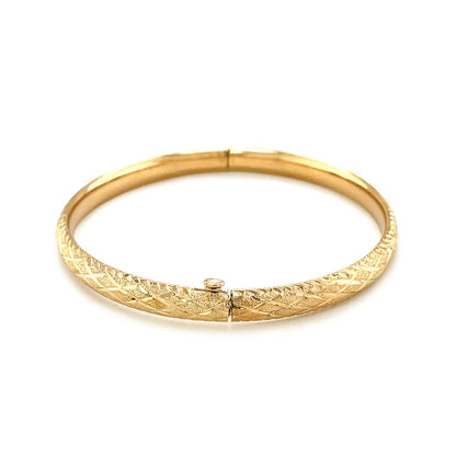 14k Yellow Gold Diamond Cut Design Dome Motif Childrens Bangle (5.50 mm)